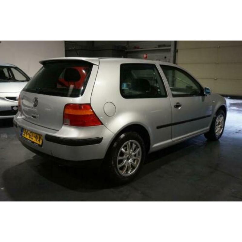 Volkswagen Golf 1.4-16V Comfortline Airco/Nieuw Apk