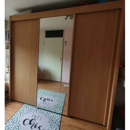 Nette kledingkast L 225 × H 220 x D 65