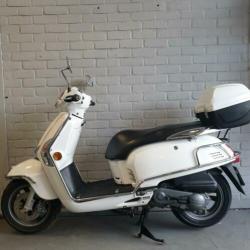 Kymco Like 45km bromscooter 4-takt.