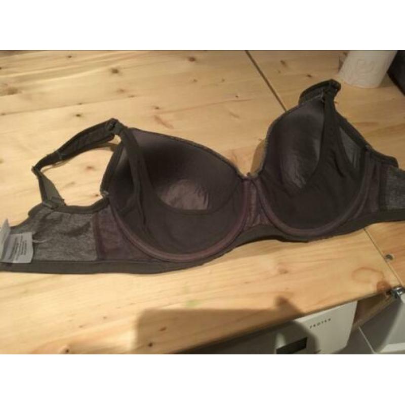 Voedings bh Maat 75F