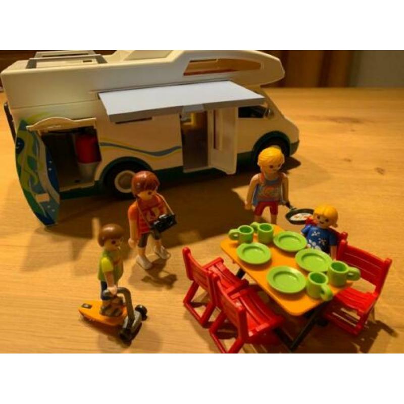 Playmobil Grote familie camper 6671