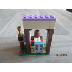Te koop : Lego Friends Kamp Boogschieten / nr : 41120.