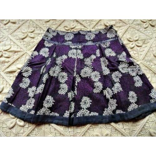 Bruin met witte en paarse glimmer bloemen Soho rok maat 44