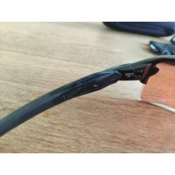 Oakley Flak 2.0 XL prizm road trail en transparent