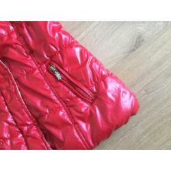 Nette winterjas jas van Vingino maat 128 roze rood