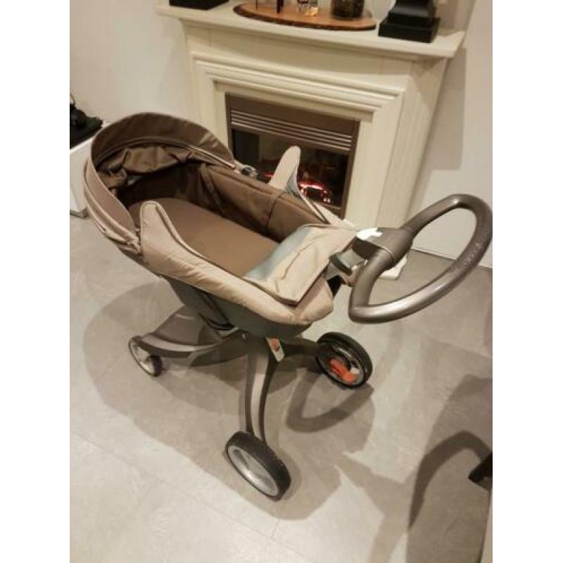 Stokke reiswieg en buggy met luiertas