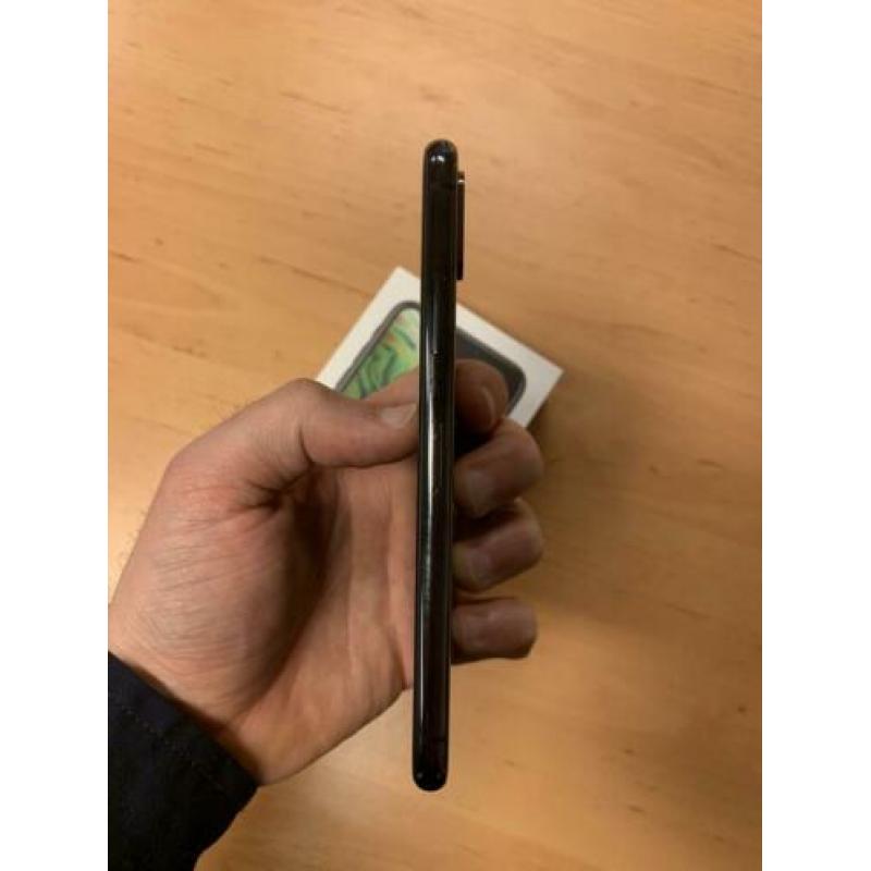 iPhone XS 256GB Space Grey