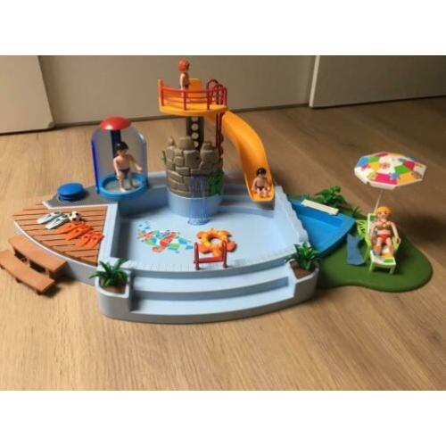 Playmobil zwembad met leuke accessoires