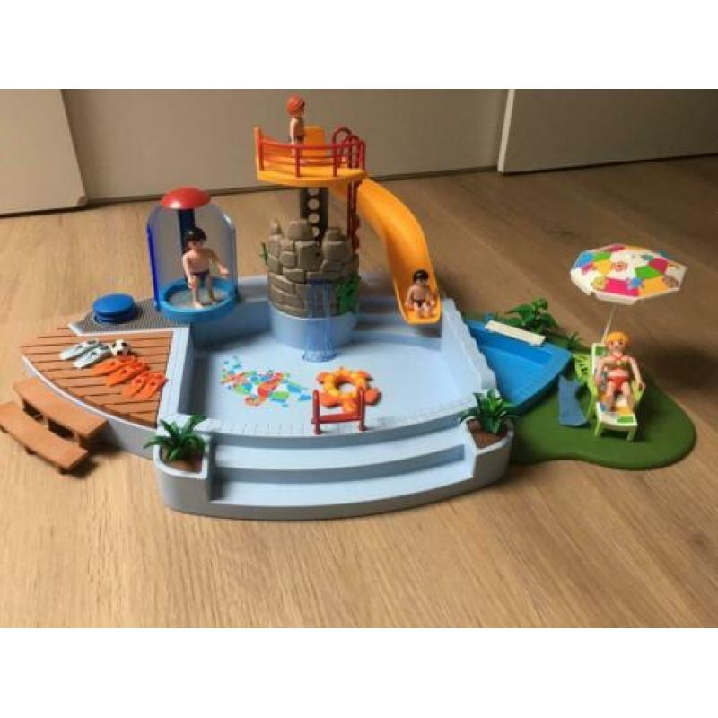 Playmobil zwembad met leuke accessoires