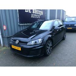 Volkswagen Golf 2.0 TDI GTD PANNO,DY,LEER 225 PK BOMVOL !