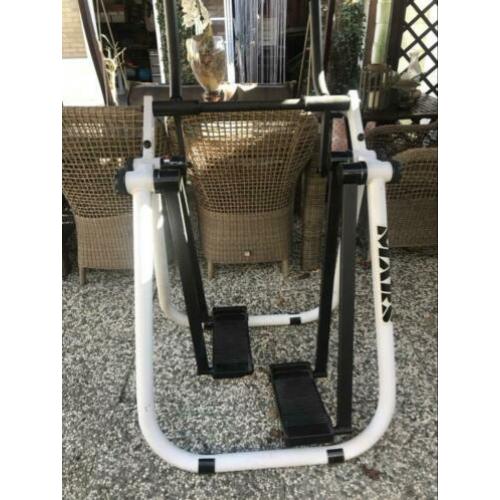 Crosstrainer walker