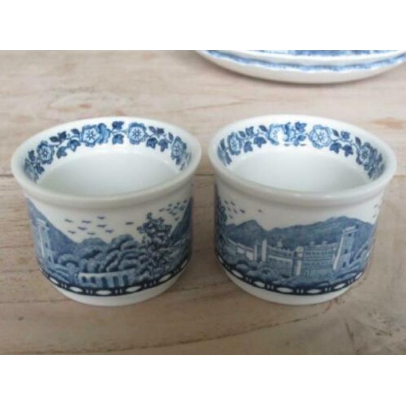 N89: Eierdopjes van Villeroy & Boch made in Germany oud se