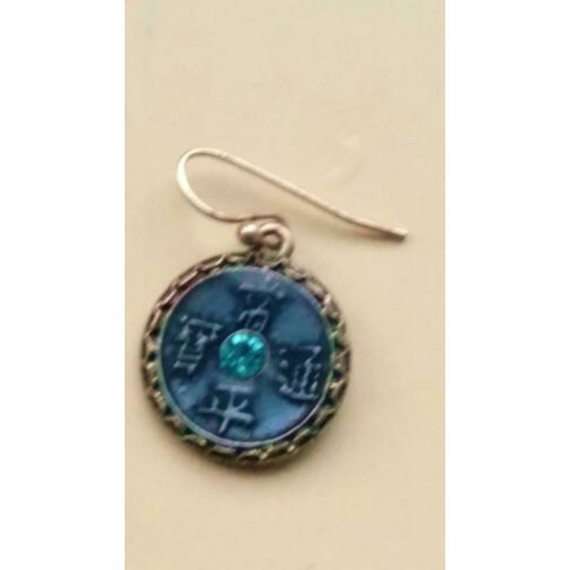 Oude leuke vintage Oorbellen.