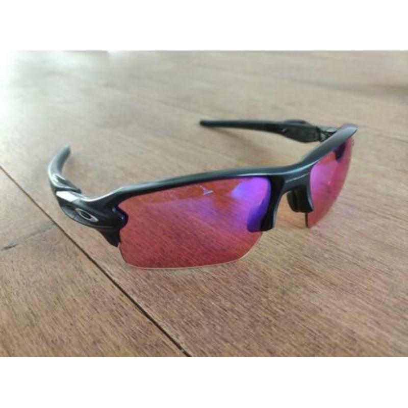 Oakley Flak 2.0 XL prizm road trail en transparent