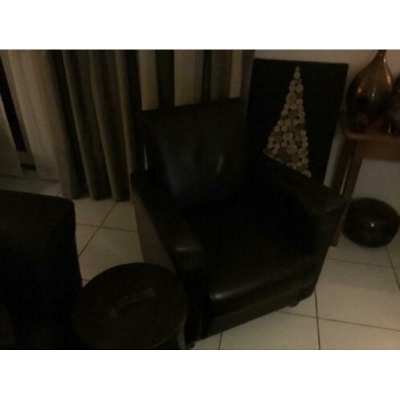 Te koop voor weinig donker bruine leren bank met Fauteuils