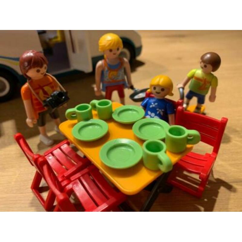 Playmobil Grote familie camper 6671