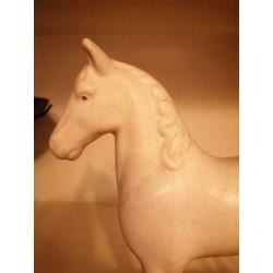 Beeld paard Made in England genummerd