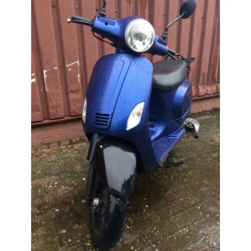 AGM VX50 snorscooter