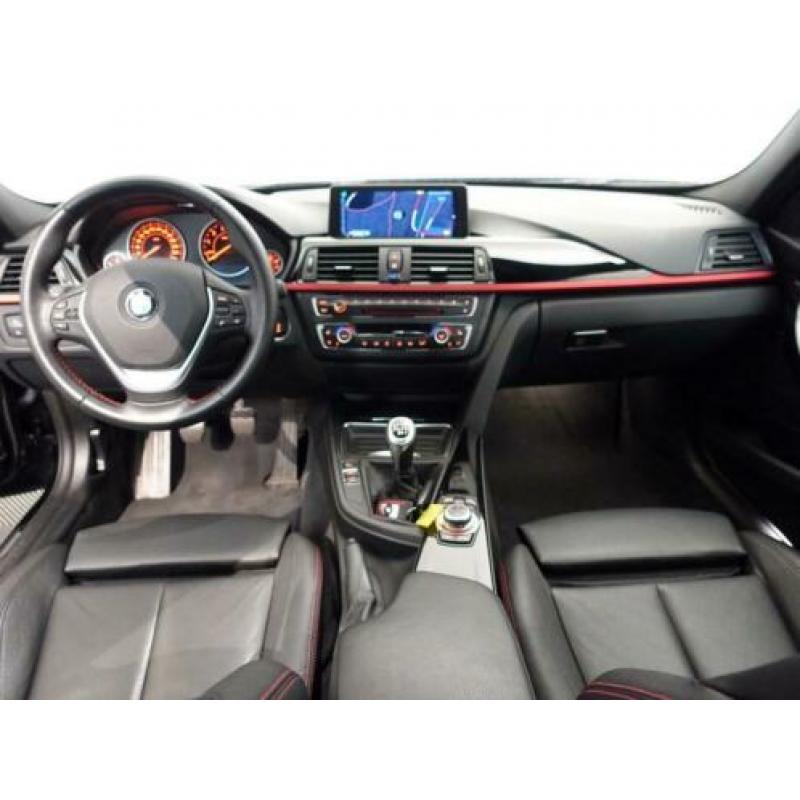 BMW 3 Serie 320i Sport Edition High Executive, Leer, Navi Pr