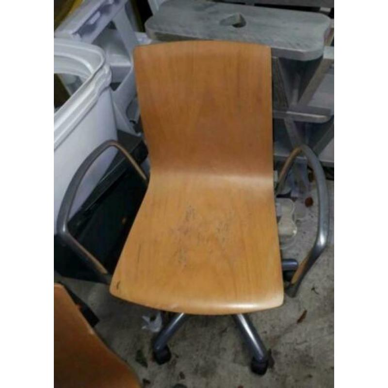 Bureaustoelen / werkkrukken diverse modellen in 1 koop weg..