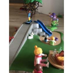 Playmobil speeltuin en clown met ballonnen