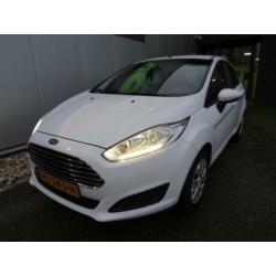 Ford Fiesta 1.5 TDCi Style Lease Cruise Navi Airco Bluetooth