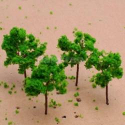 MBO - 5 loofbomen donker groen 6cm hoog (388)