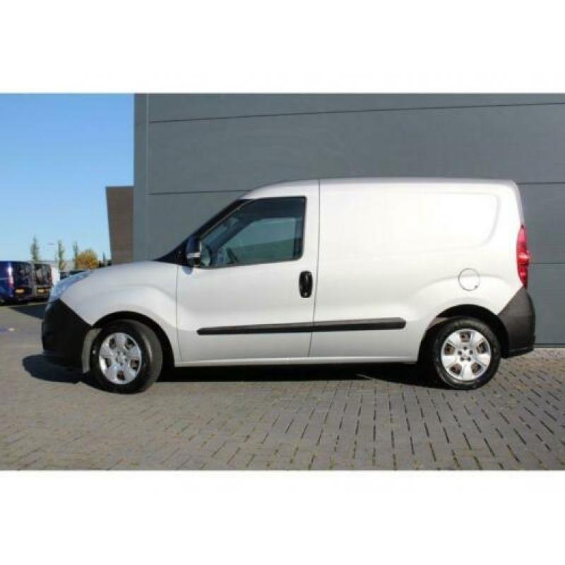 Opel Combo 1.3 CDTi Airco inrichting 90 PK Nette Opel | Fina