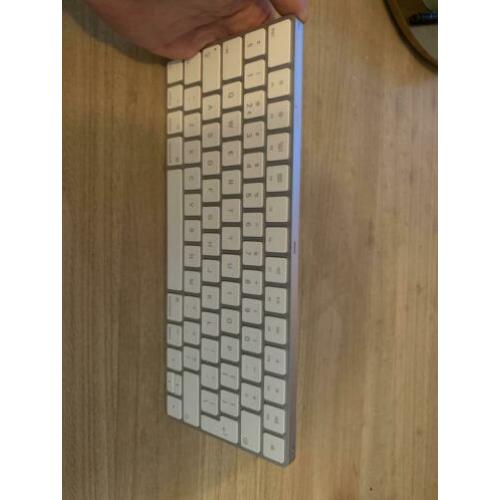 Apple magic keyboard