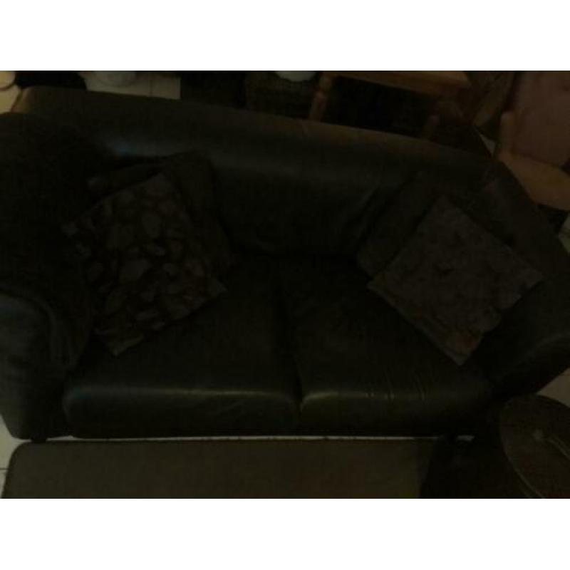 Te koop voor weinig donker bruine leren bank met Fauteuils