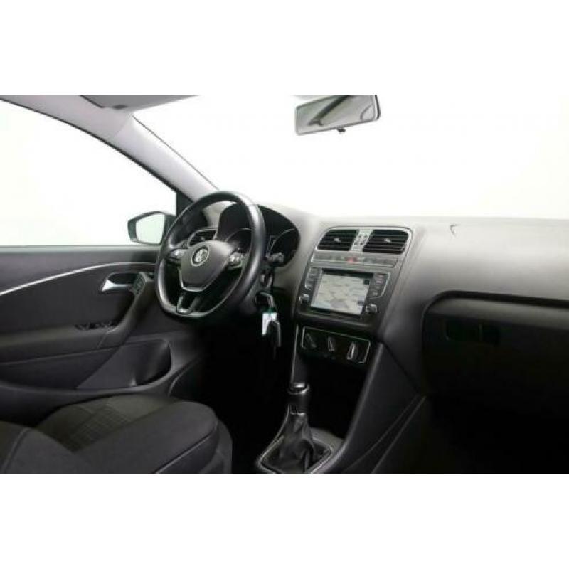 Volkswagen Polo 1.4 TDI 90pk Comfortline Navigatie Parkeerse