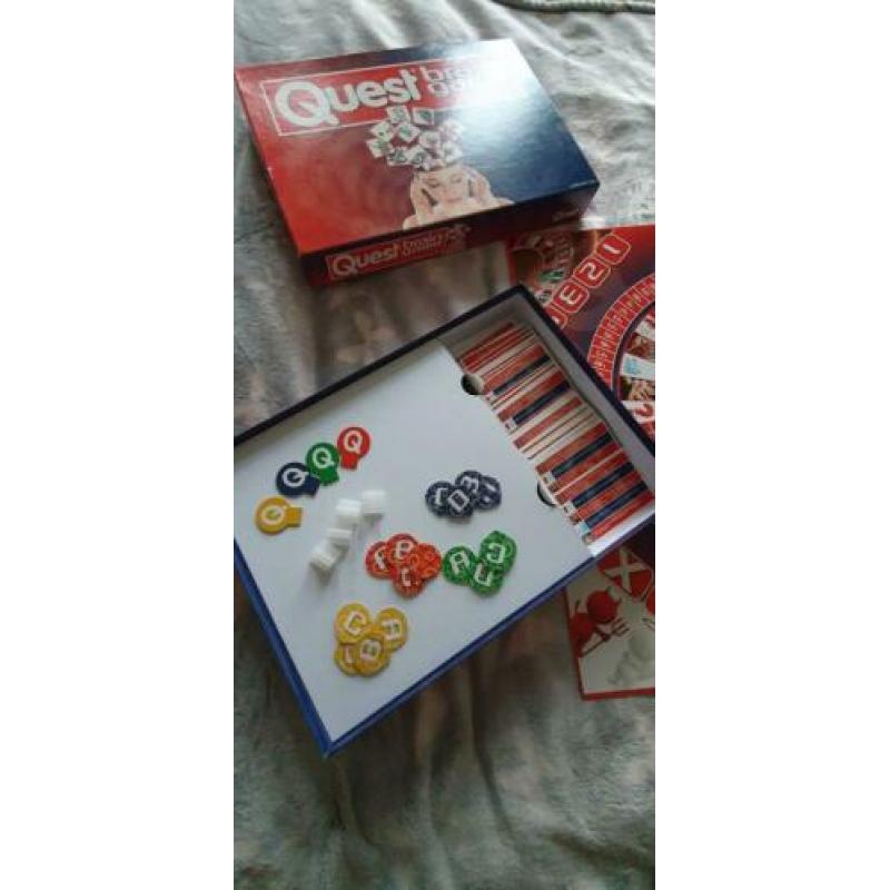 Quest brain game, super leuke vragen. Nieuw zie alle foto's