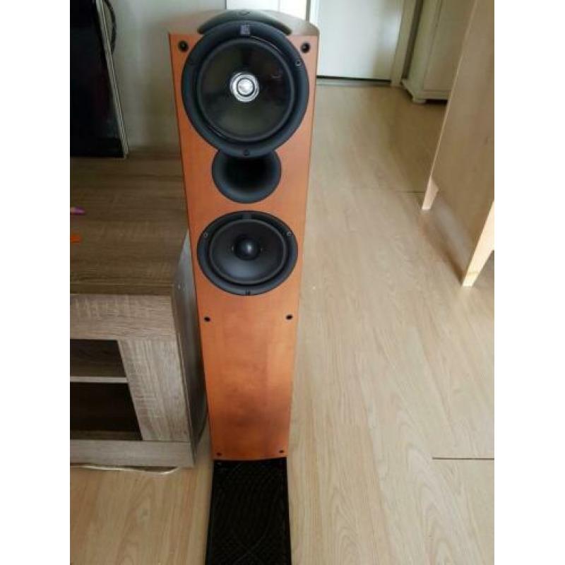Kef q4 + marantz m-cr511