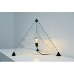 Frans van Nieuwenborg & Martijn Wegman, lamp 'Tetrahedron'