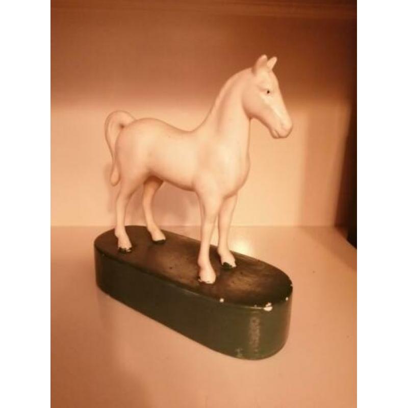 Beeld paard Made in England genummerd