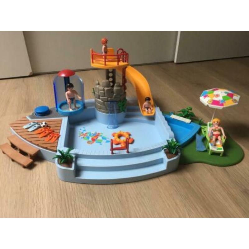 Playmobil zwembad met leuke accessoires