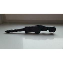 IJzeren luiken houders.. antiek 27 stuks