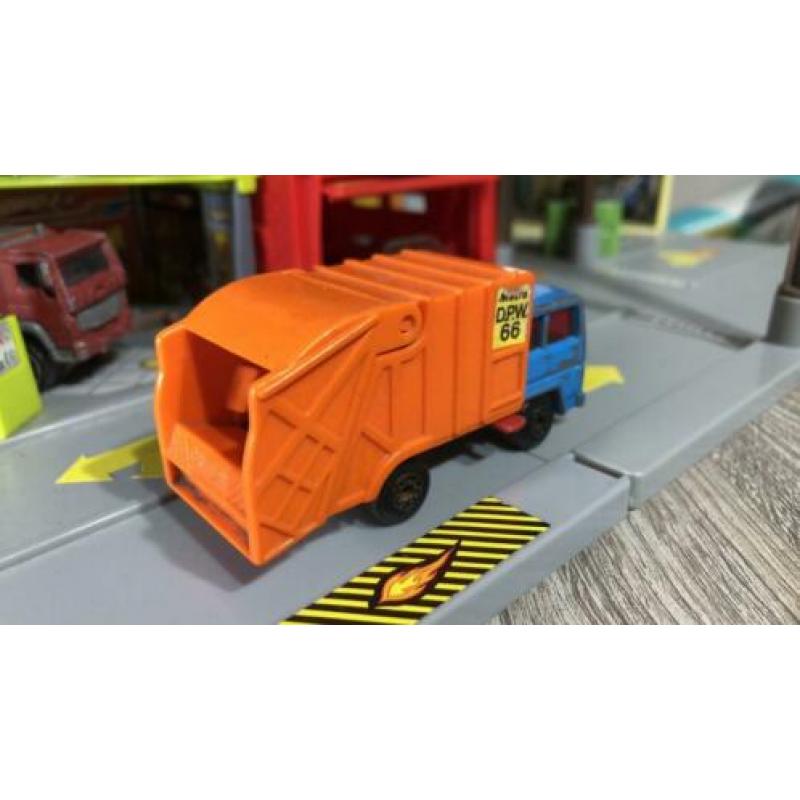 Vuilniswagen 1/64 matchbox VAVB