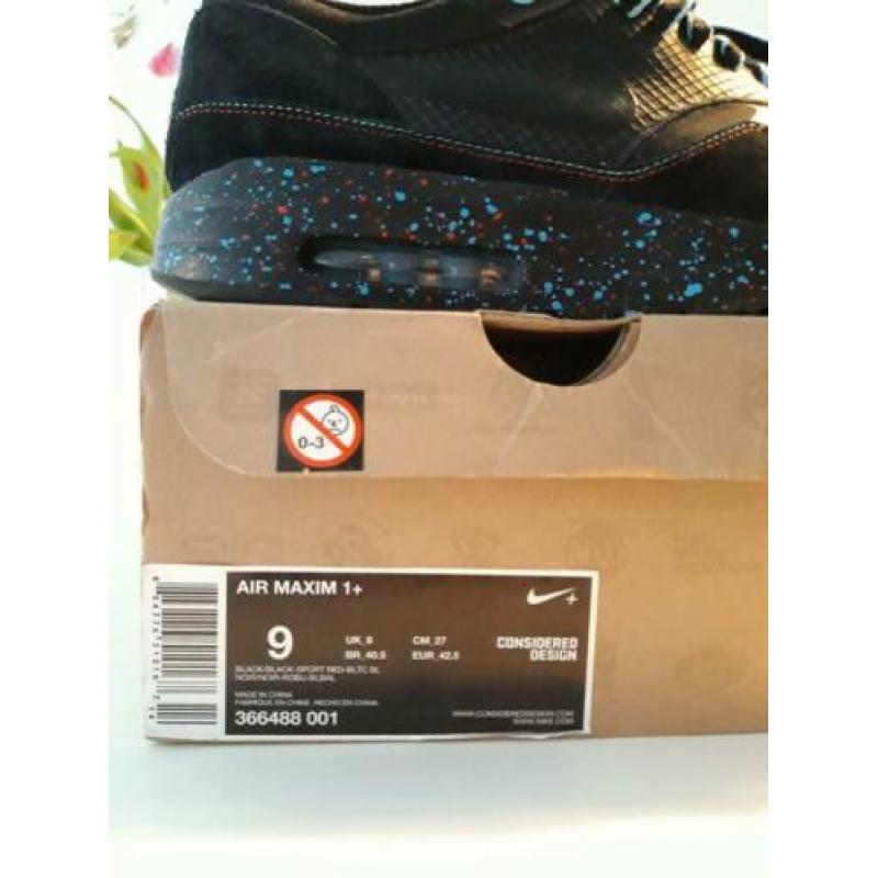 Nike Air Maxim 1+ black/black_sport red-BLTC BL maat 42,5