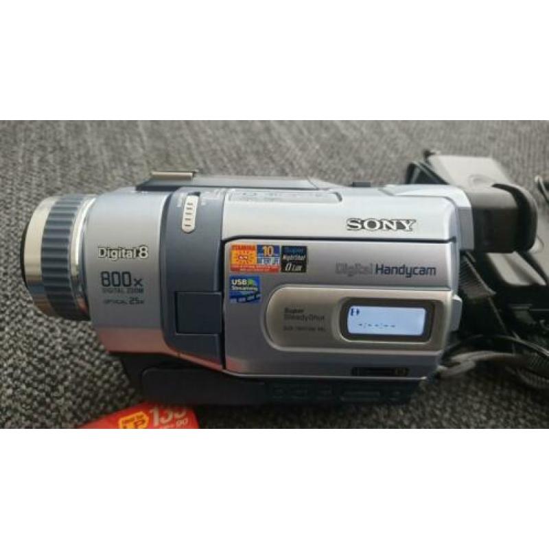 Sony digital 8 video camera recorder type dcr trv 239 e