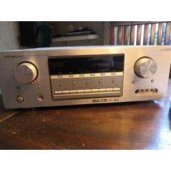 een marantz en een Kenwood
