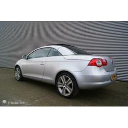 Volkswagen Eos 2.0 TDI AUTOMAAT PANO DAK VOLL OPTIE,S ALLE I