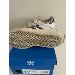 Adidas Superstar schoenen maat 31