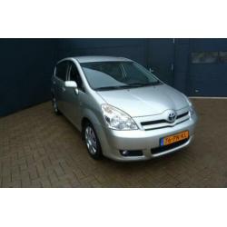 Toyota Corolla Verso 1.8 VVT-i Sol 7p Automaat,7 persoons ,