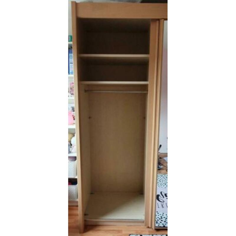 Nette kledingkast L 225 × H 220 x D 65