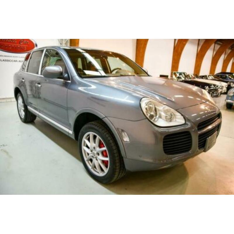 Porsche CAYENNE Turbo