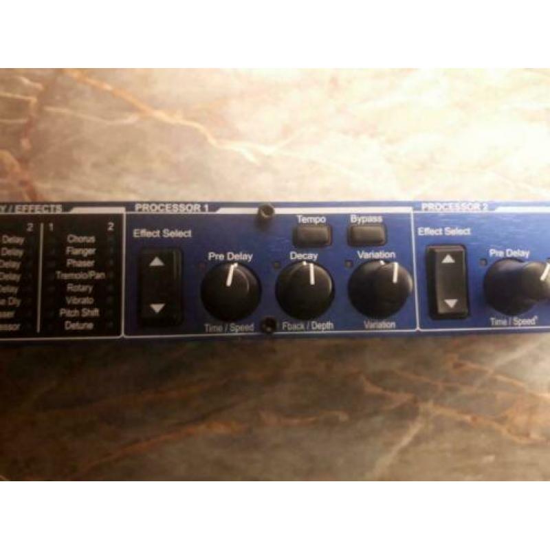 Lexicon MX200