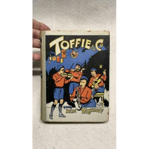 Oud boek Toffie & Co door Rein Valkhoff