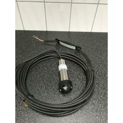 Nieuwe Level transmitter. HydroCer-kabel. VM-6mWK-G90.