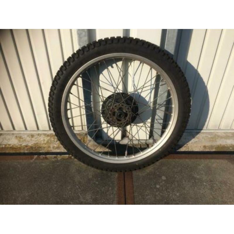 Voorwiel 23inch honda cr?
